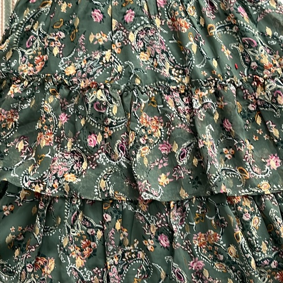 City Vibe Women’s green paisley/floral short sleeve layered mini dress sz M NWT - Picture 3 of 11